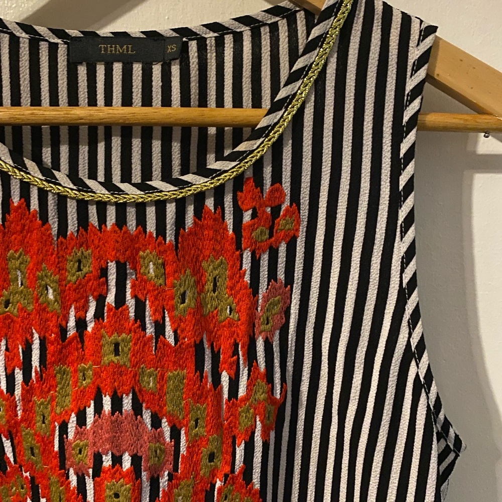 THML embroidered bohemian top Sz XS